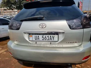 Toyota Harrier 2.4 2004 White