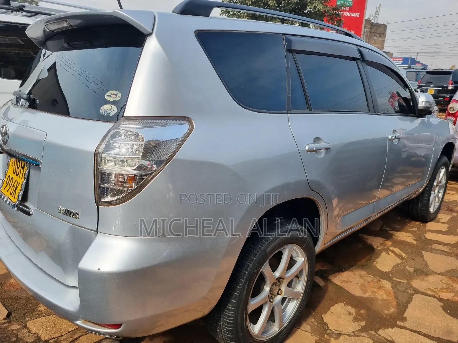Toyota Vanguard 2009 Silver
