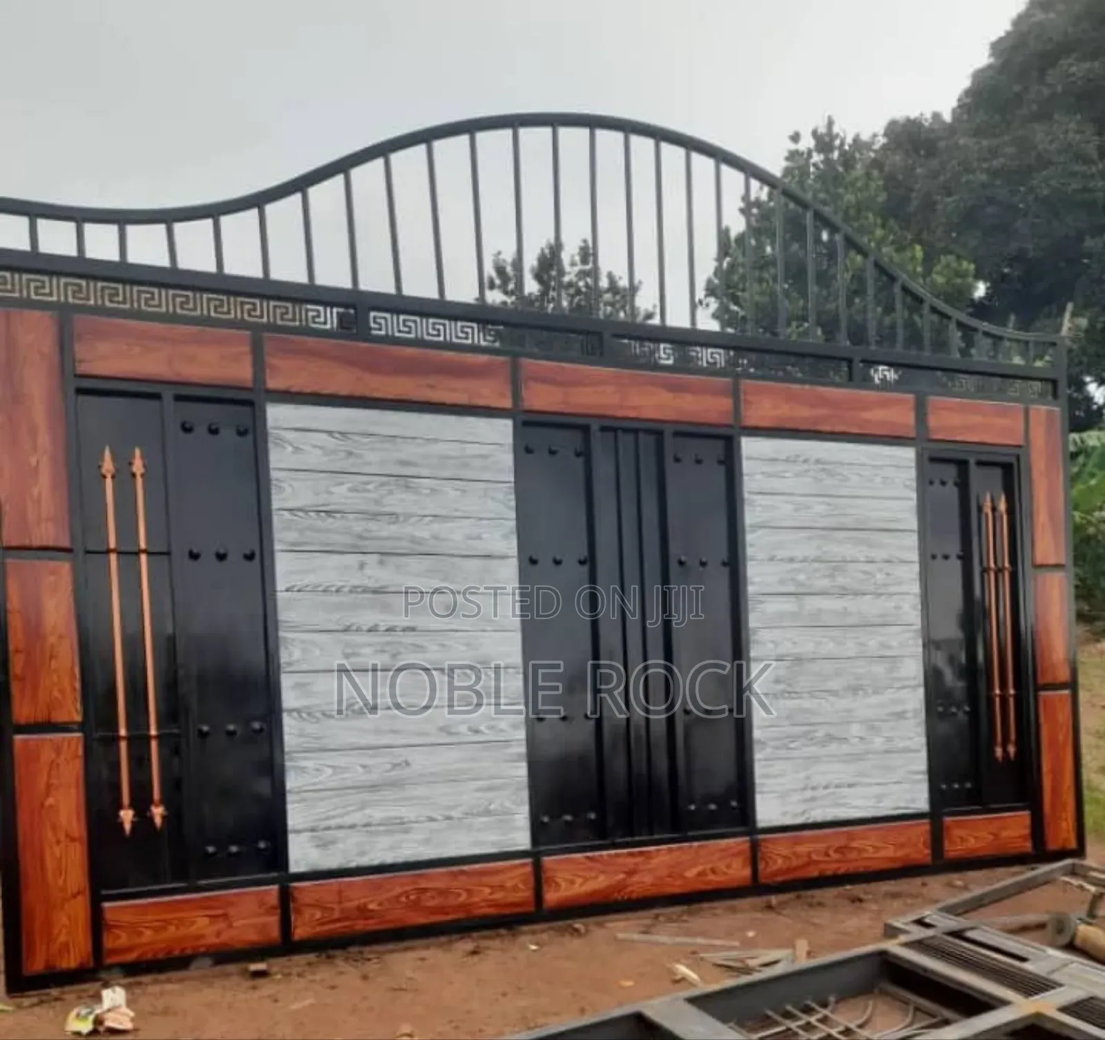 Sliding Gate Wood Metal Paint