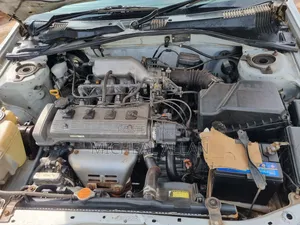 Toyota Corona 2002 Silver