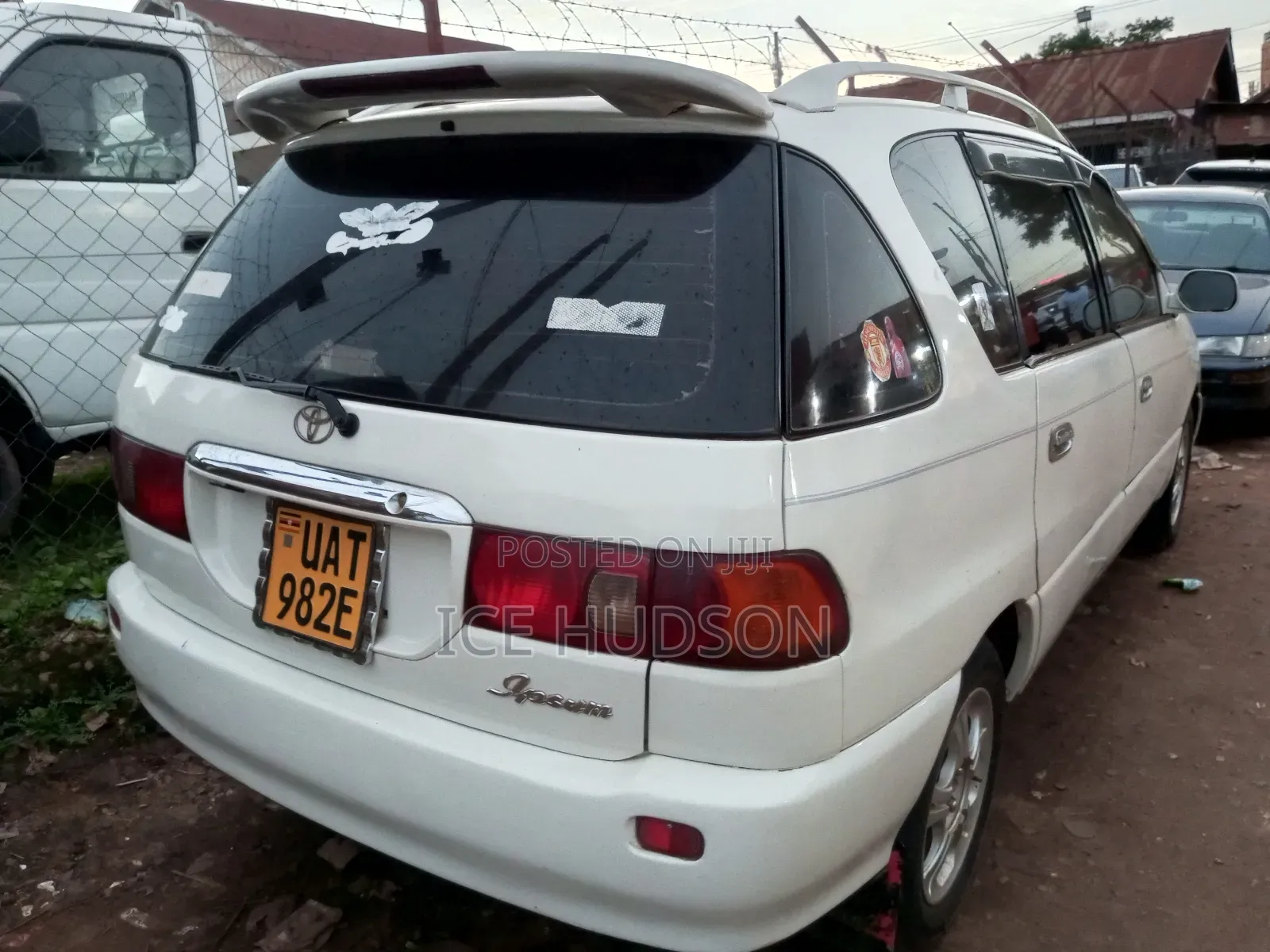 Toyota Ipsum 1997 White
