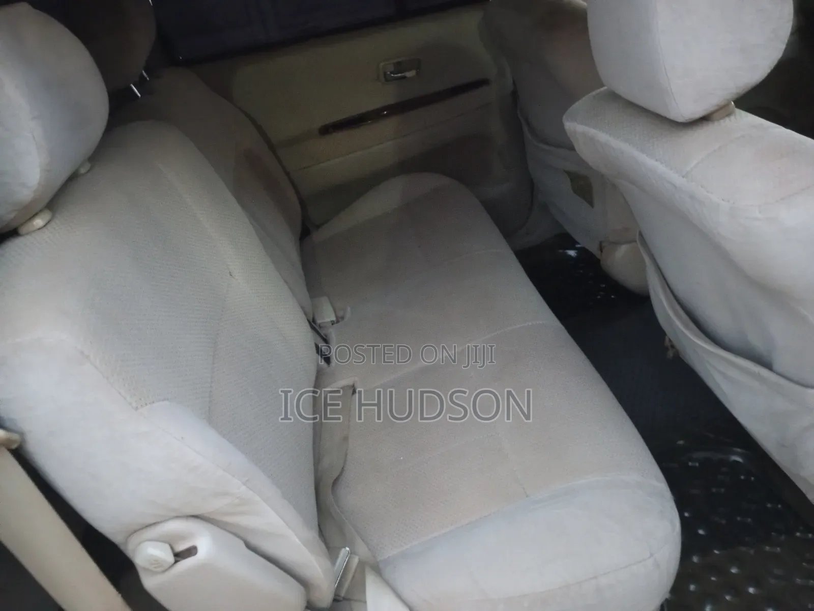 Toyota Ipsum 1997 White