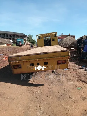 Fuso Low Bed