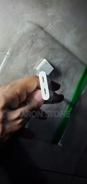 2 in 1 Adapters
