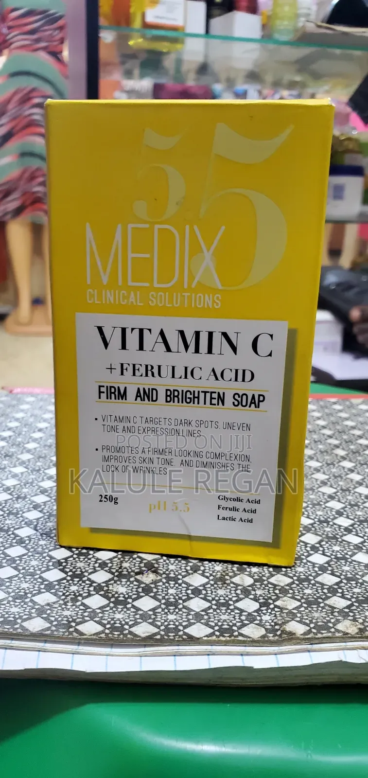 Medix 5.5 Vitamin C + Ferulic Acid Firm and Brighten Soap 250g