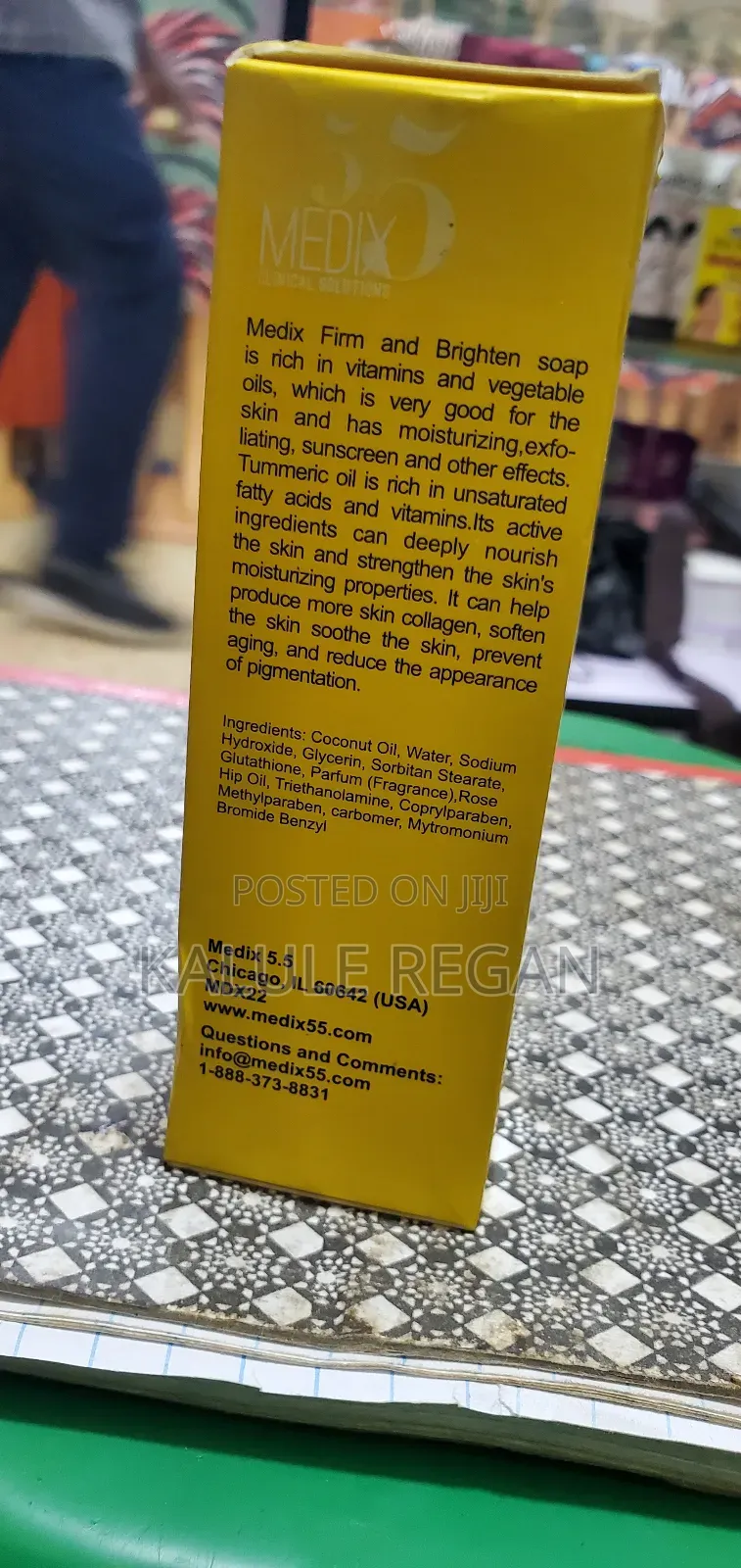 Medix 5.5 Vitamin C + Ferulic Acid Firm and Brighten Soap 250g