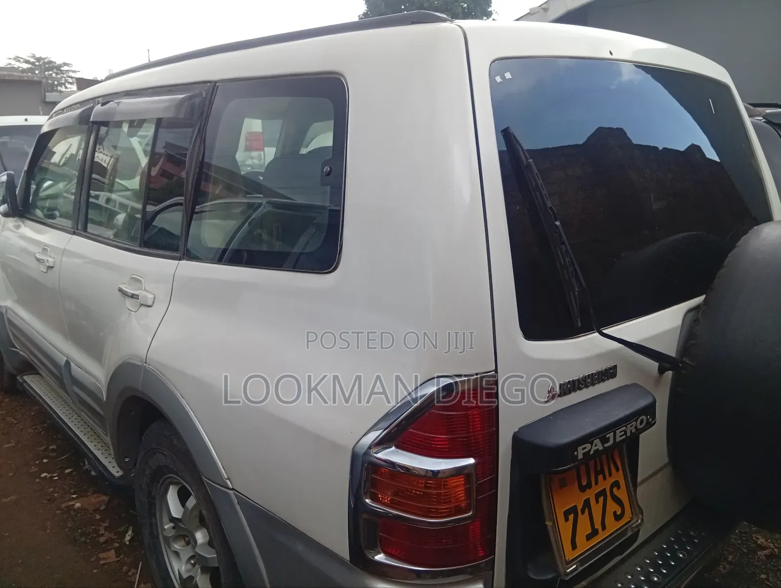 Mitsubishi Pajero Pininfarina 2004 Silver