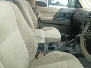 Mitsubishi Pajero Pininfarina 2004 Silver
