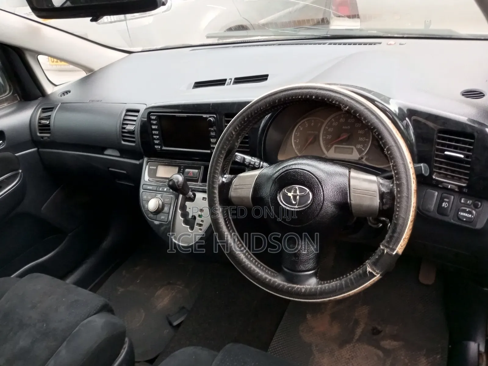 Toyota Wish 2006 Silver