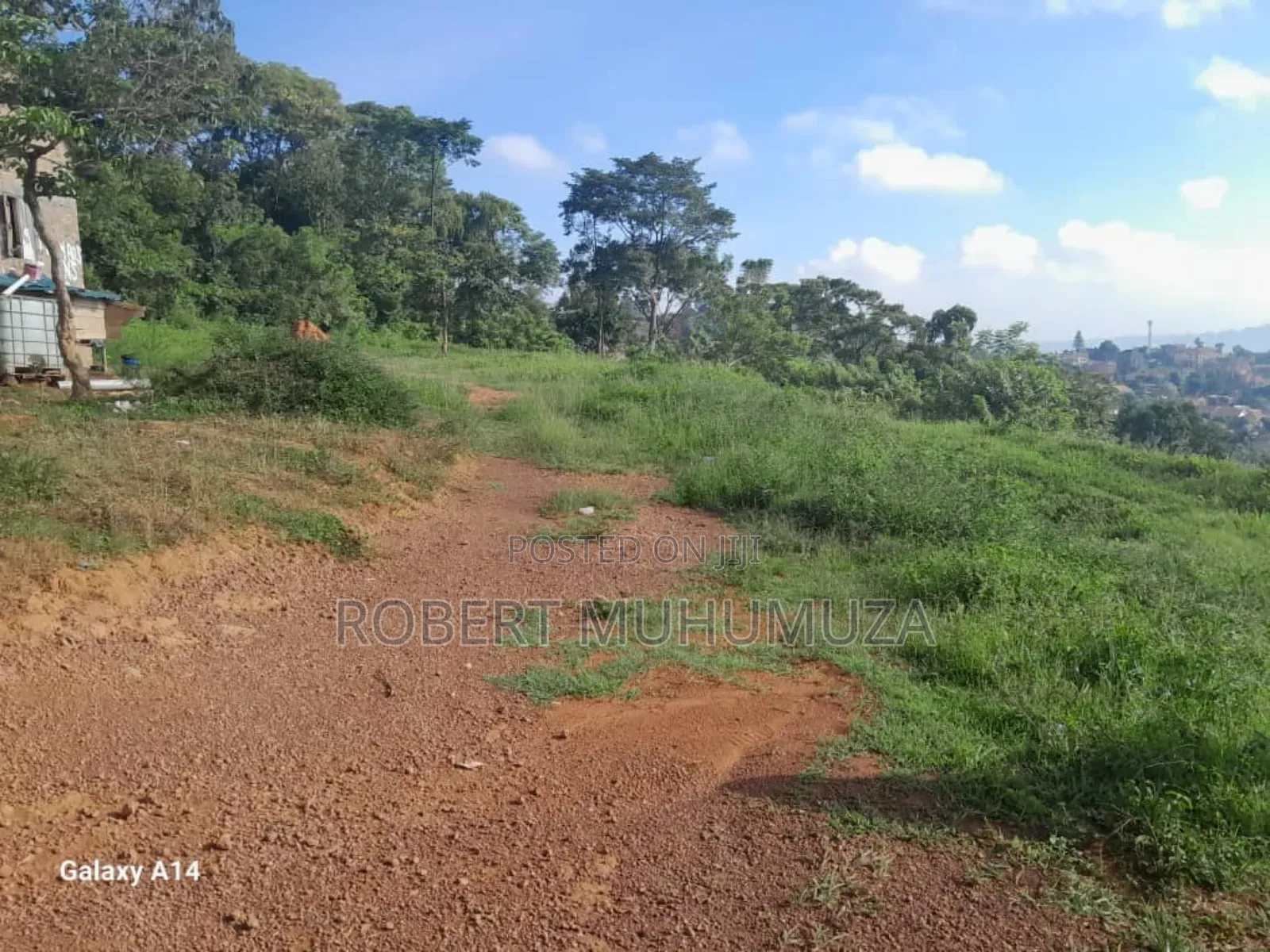 Land.On Zale