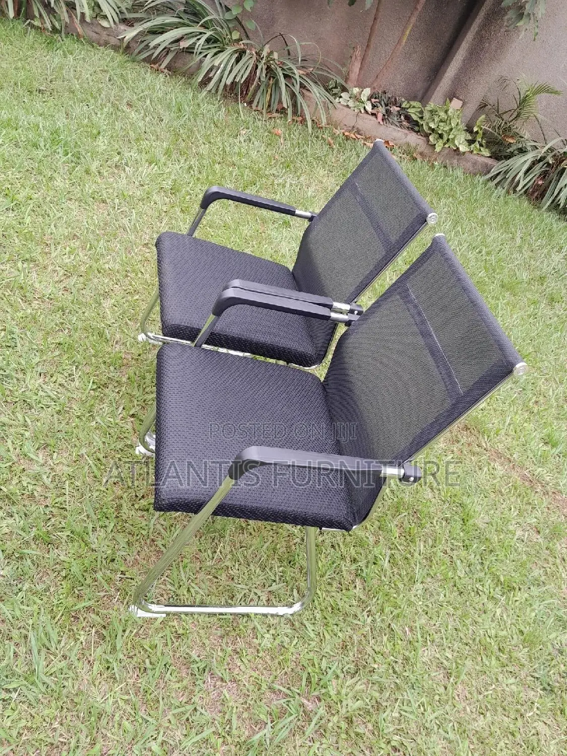 Black Netted Waiting Chair