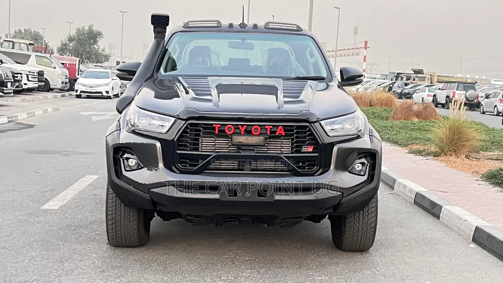 Toyota Hilux Revo Double Cab Deisel 2.8 AWD 2018 Gray