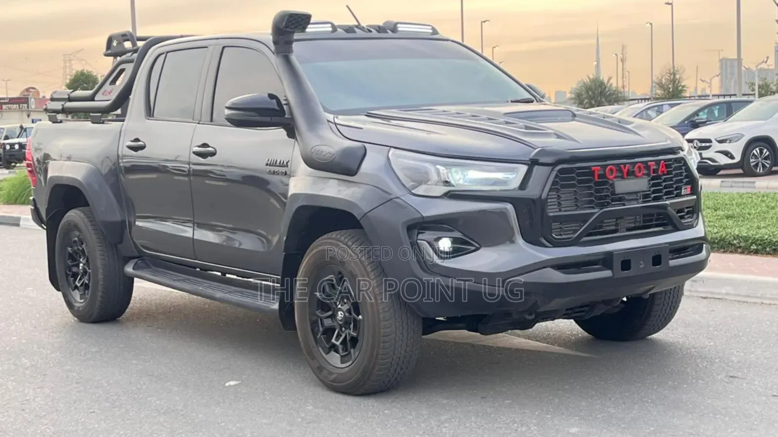 Toyota Hilux Revo Double Cab Deisel 2.8 AWD 2018 Gray