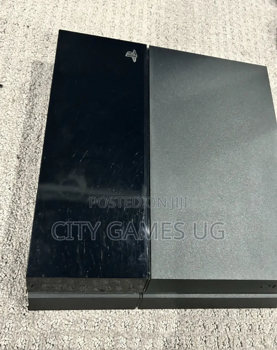 Sony Playstation 4, Black, 500gb With 2 Controllers and Cables