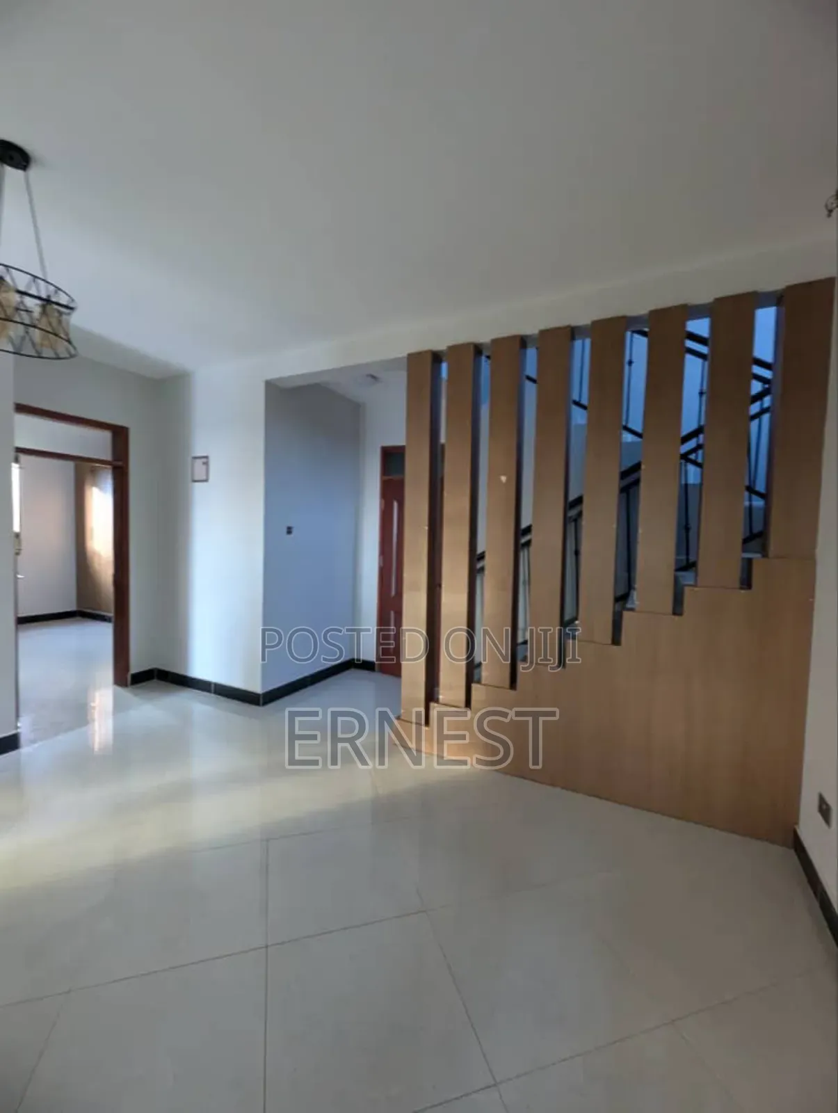 Brandnew 4 Bedroom Flat at Seguku Katale Entebbe Road