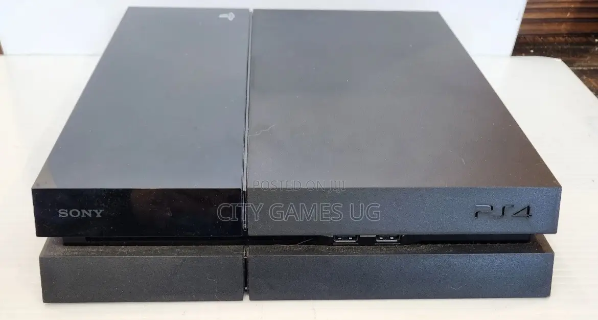 Sony Playstation 4 500gb Console With Controller and Games Ps4 Great!
