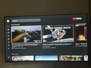 Hisense 40” Smart Tv