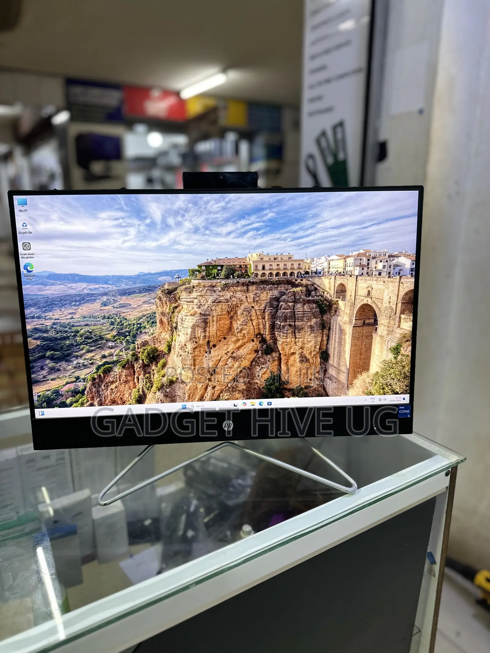 Desktop Computer HP 200 G4 All-in-One 8GB Intel Core i5 SSD 512GB