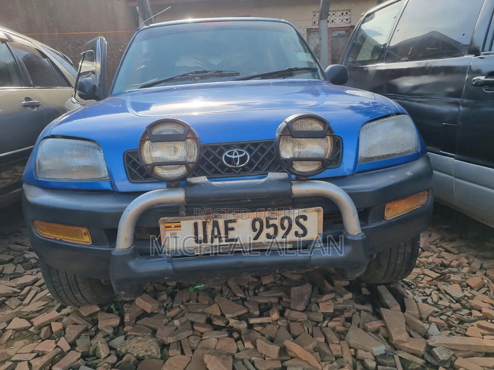 Toyota RAV4 Automatic 2000 Blue
