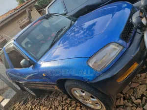 Toyota RAV4 Automatic 2000 Blue