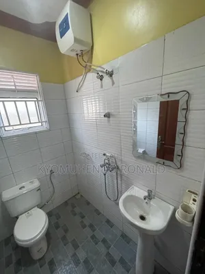 1bdrm Bungalow in Kisaasi, Nakawa for rent