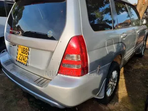 Subaru Forester 2005 Silver