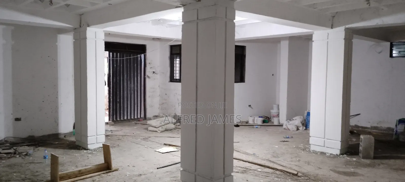 Large Sq Piller Designing And Finishing