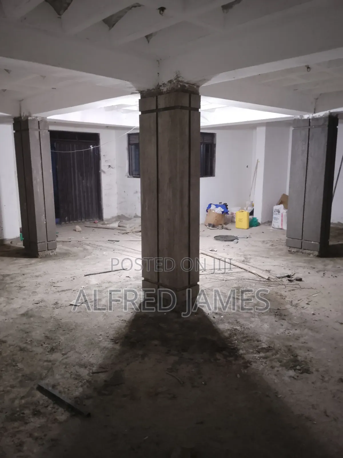 Large Sq Piller Designing And Finishing
