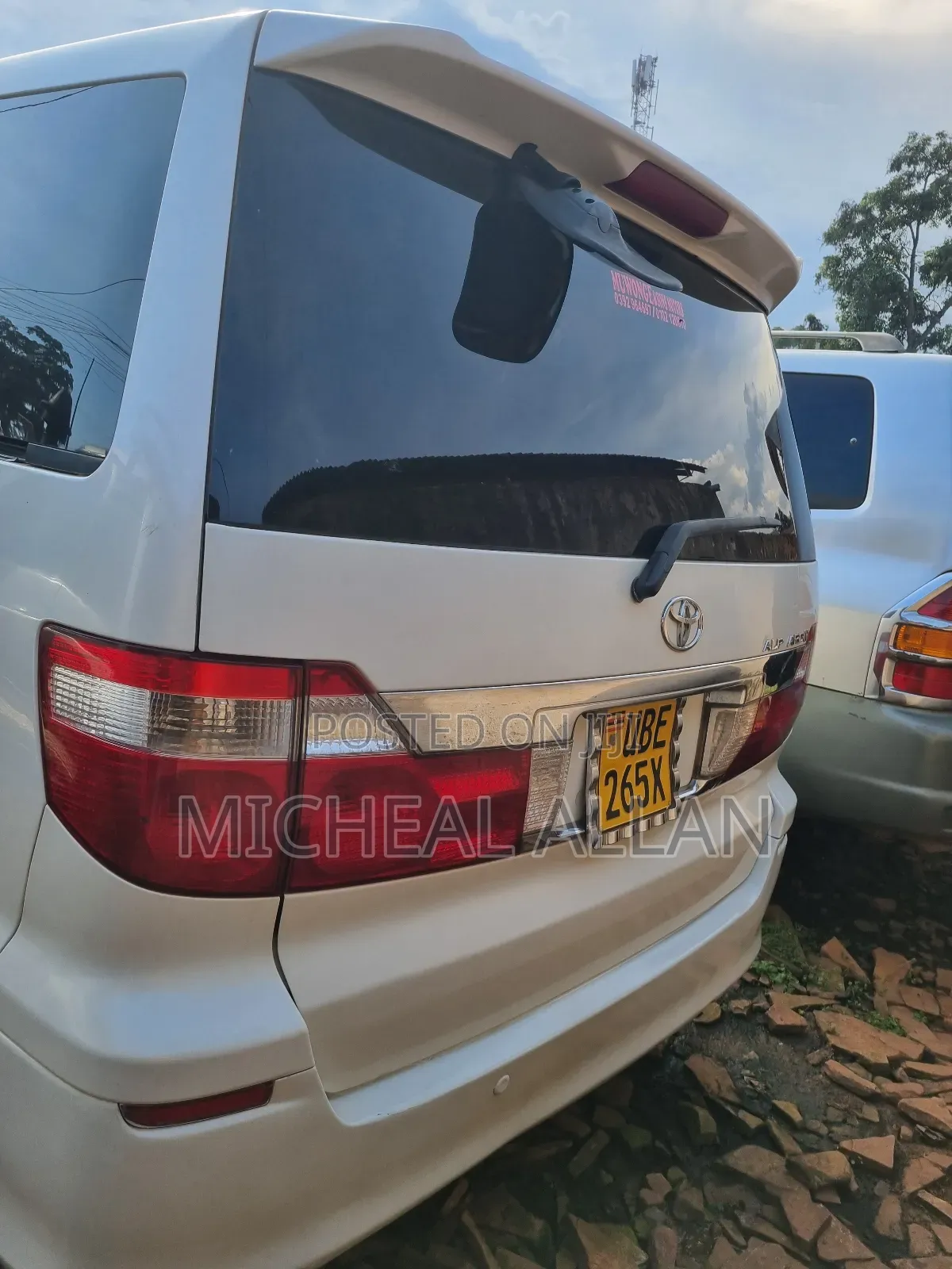 Toyota Alphard 2005 White