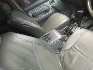 Toyota Land Cruiser Prado 2000