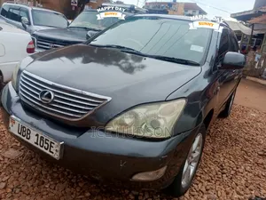 Toyota Harrier 2005