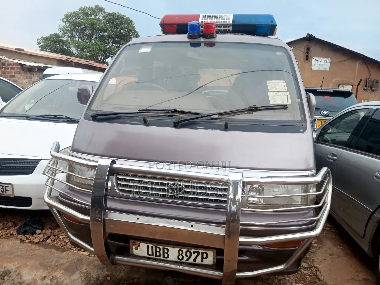 Toyota HiAce 2000