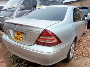 Mercedes-Benz C-Class 2005 Gray