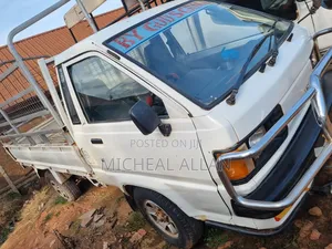 Ttoyota Lite Ace