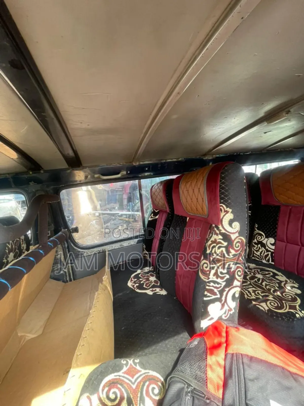Toyota HiAce 2001 Blue