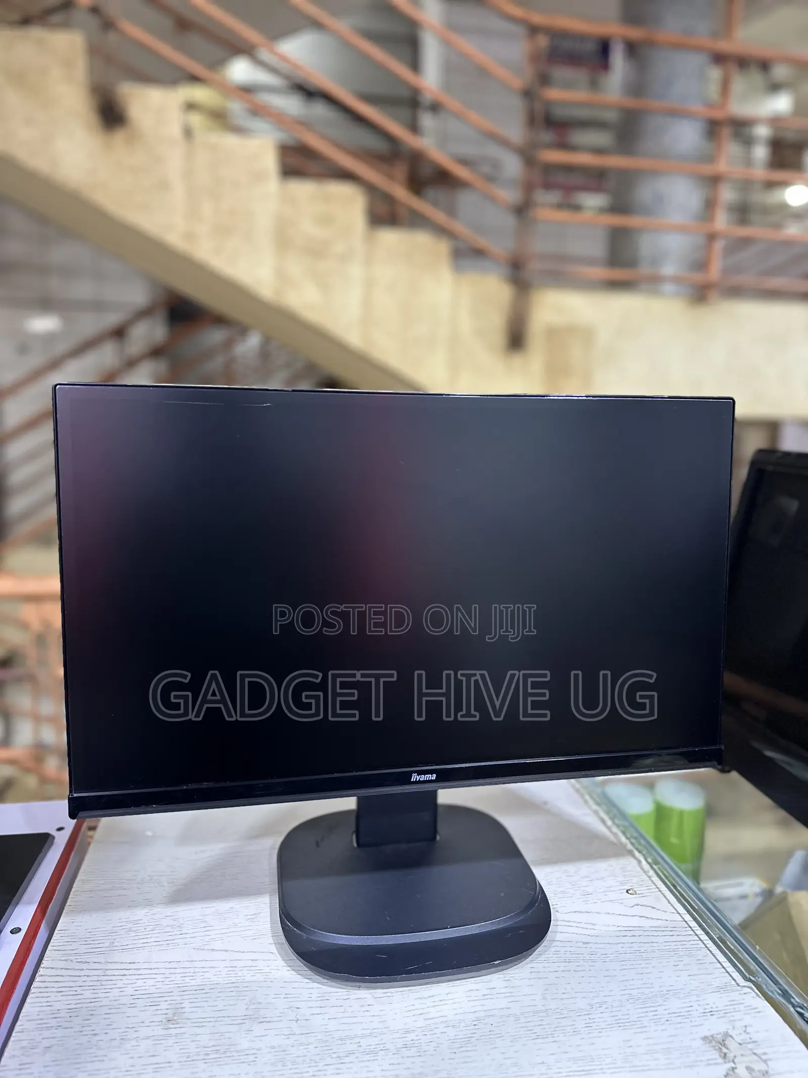 23” Ips Frameless Monitor