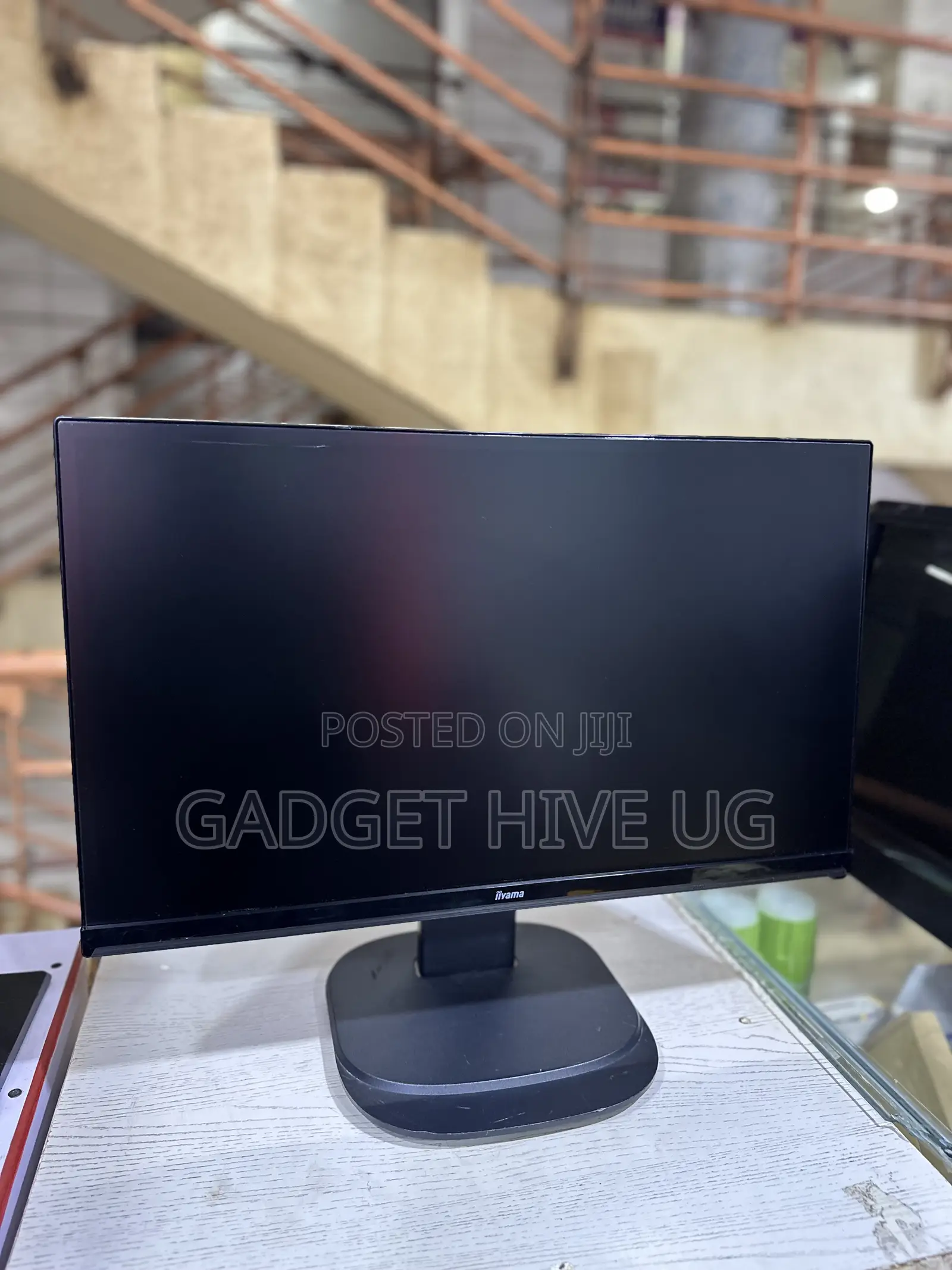 23” Ips Frameless Monitor