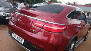 Mercedes-Benz GLE-Class 2018 Red