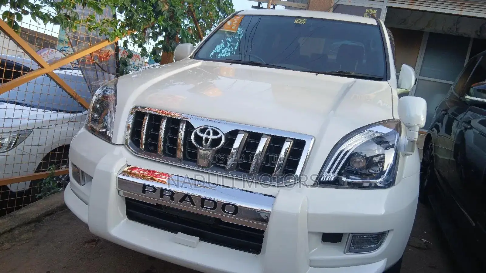 Toyota Land Cruiser Prado 2007 White