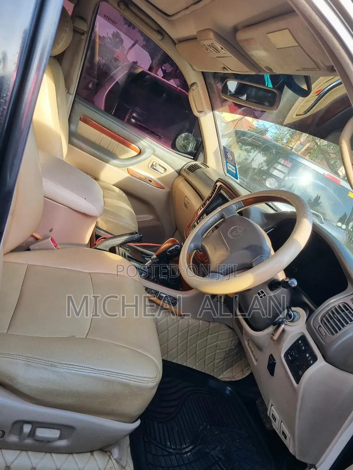 Toyota Land Cruiser 2009 White