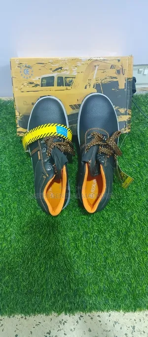 Safety/Heavy Duty Shoes