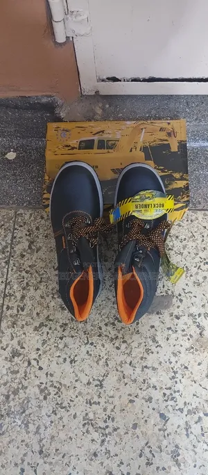 Safety Shoes For Electricians