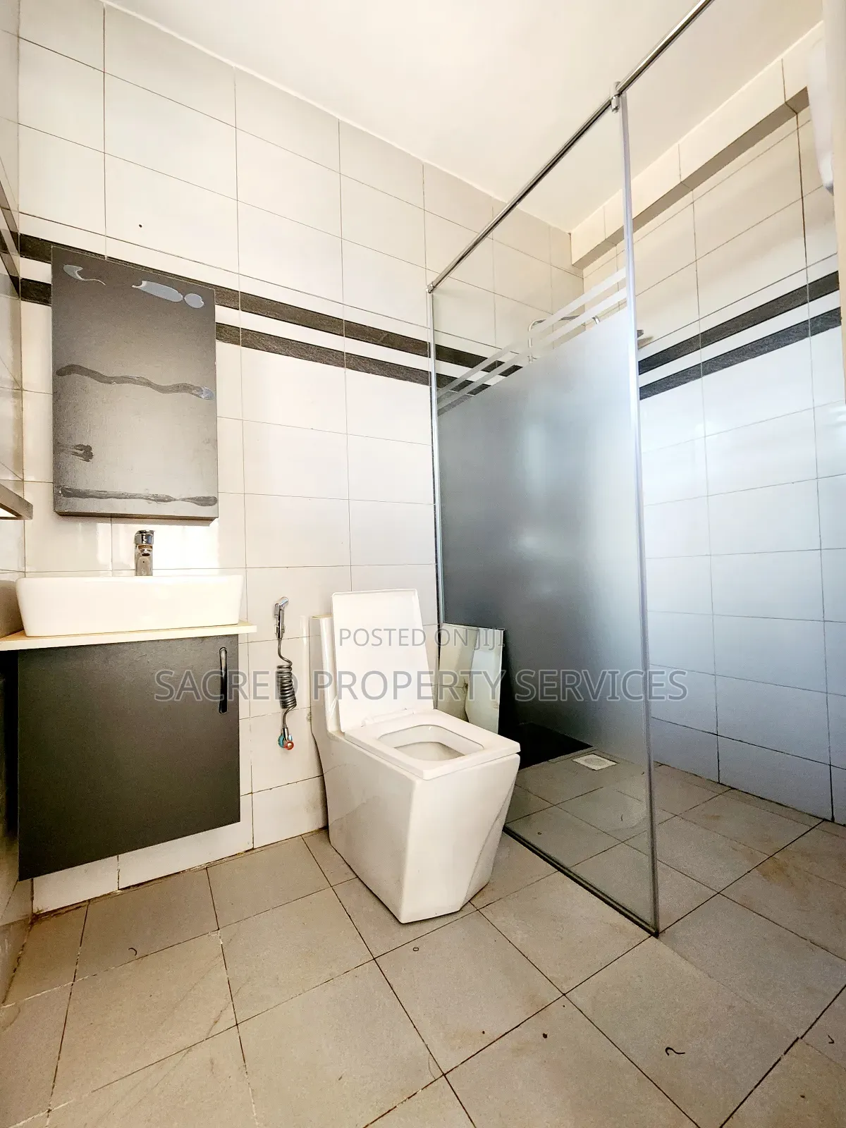 3bdrm Apartment in Najjera, Kira for rent