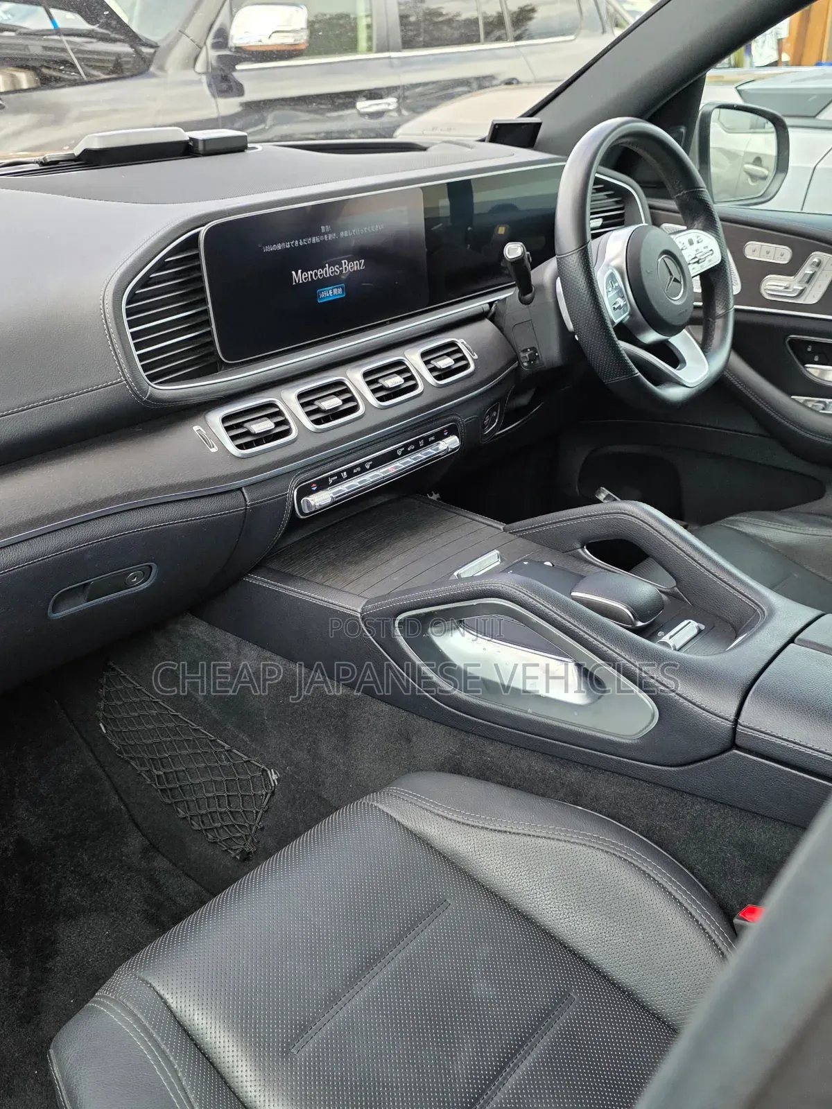 Mercedes-Benz GLE-Class GLE 400d 4MATIC 2021 Beige