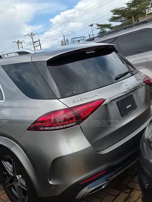 Mercedes-Benz GLE-Class GLE 400d 4MATIC 2021 Beige