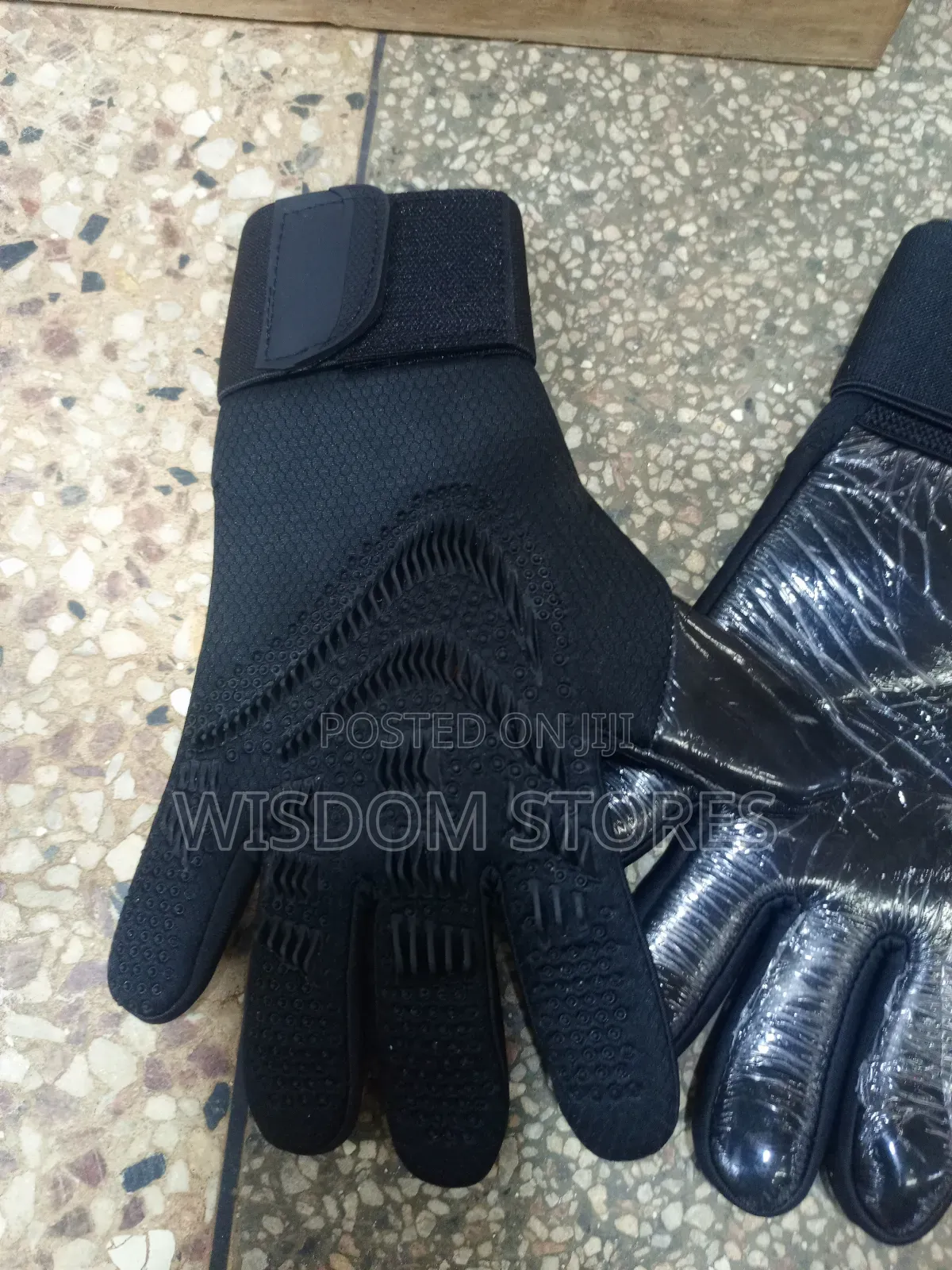Goalkeeper Gloves.