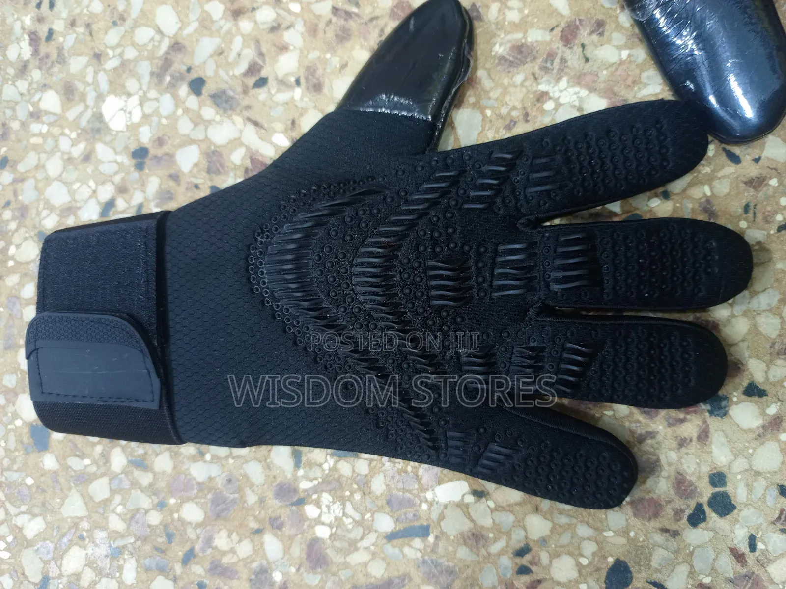 Goalkeeper Gloves.