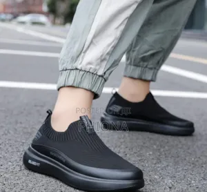 Relaxed Fit Stretcher for Men