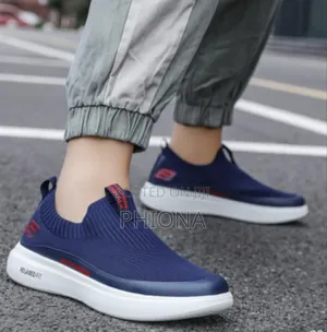 Relaxed Fit Stretcher for Men