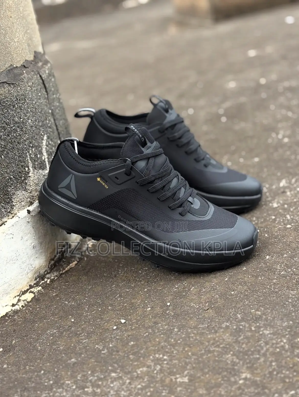 Rebook Gortex Black